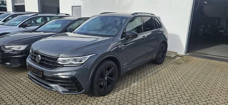 Dolphin gray metallic Gebraucht 2023 VW Tiguan R-line SUV | 37.980 € (Fairer Preis) - Bild 1/4