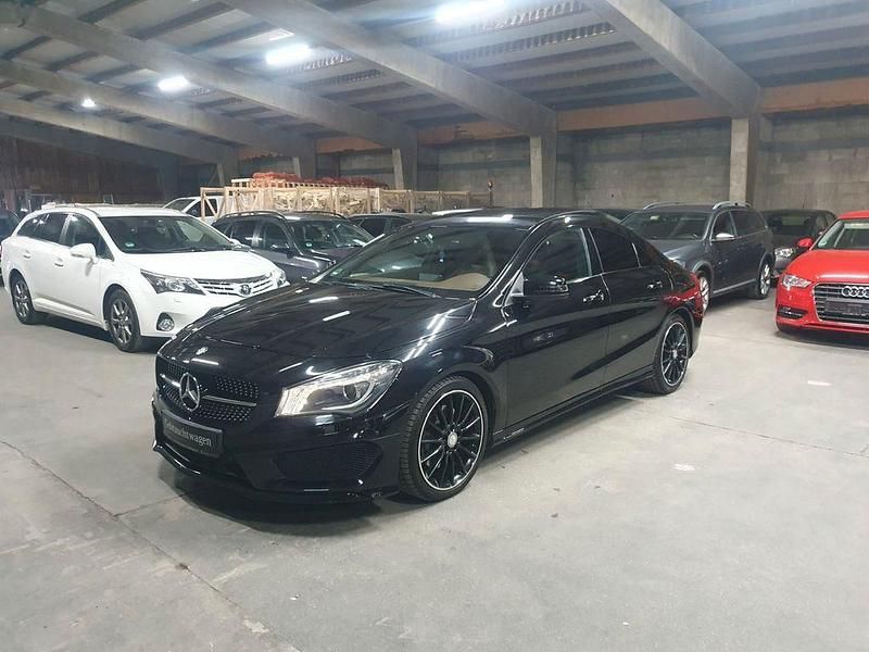 Schwarz Gebraucht 2014 Mercedes CLA250 AMG Limousine | 15.999 € (Fairer Preis) - Bild 1/4