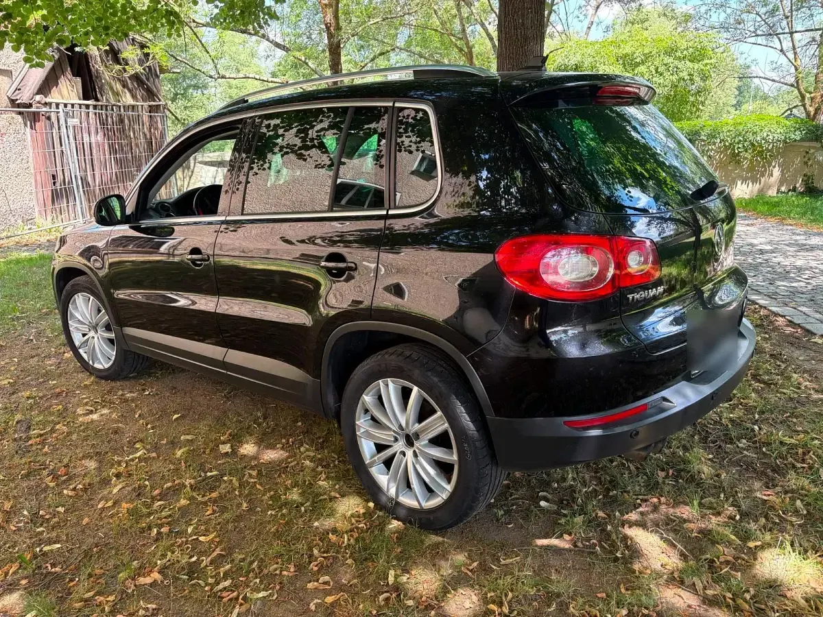 Gebraucht VW Tiguan 140 PS (102 kW) 2009 Schwarz SUV