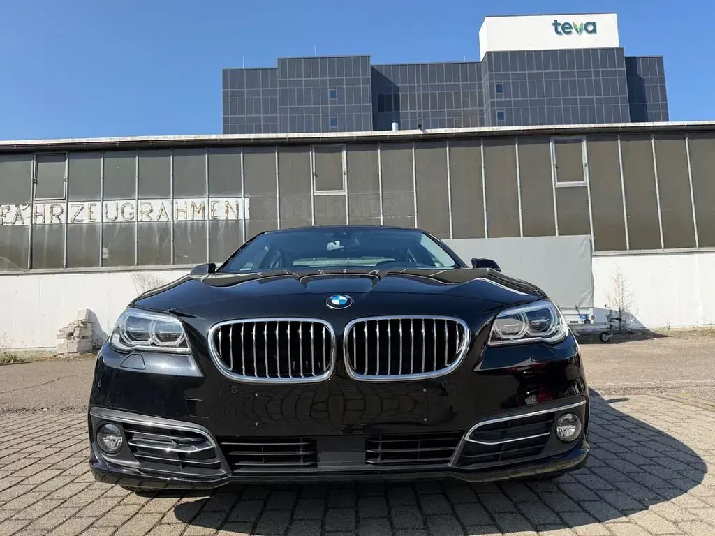 Gebraucht BMW 528 Comfort Edition 245 PS (180 kW) 2014 Schwarz Limousine