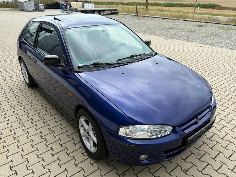 Blau Gebraucht 2000 Mitsubishi Colt Kleinwagen | 1.495 € (Fairer Preis) - Bild 1/4