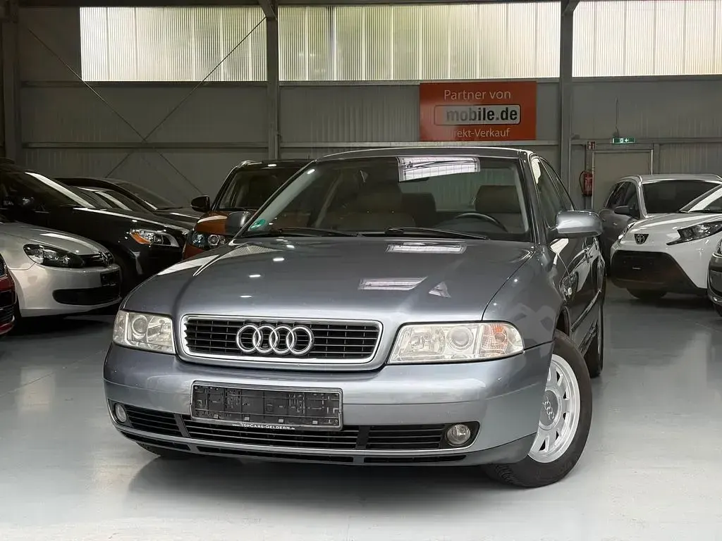 Gebraucht Audi A4 125 PS (91 kW) 1999 Grau Limousine