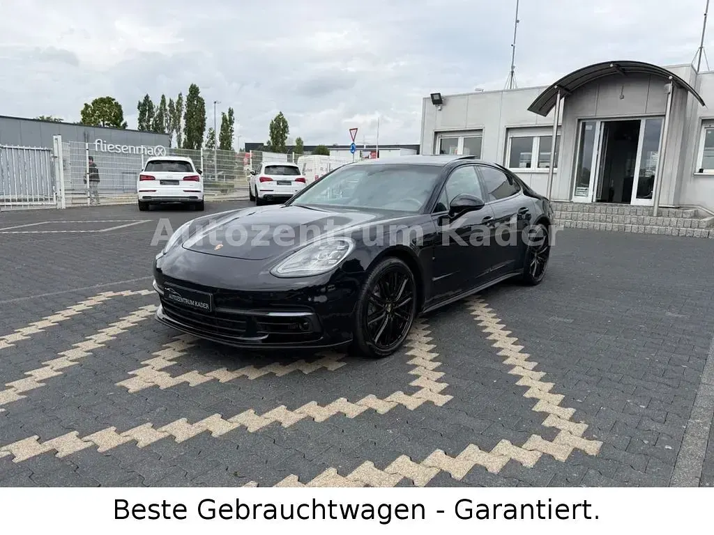 Gebraucht Porsche Panamera 4S Chrono 441 PS (324 kW) 2018 Schwarz Kleinwagen
