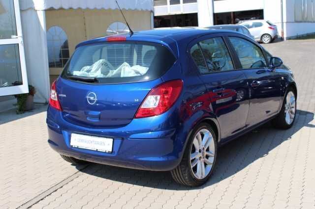 Gebraucht Opel Corsa Cosmo 90 PS (66 kW) 2008 Blau Limousine