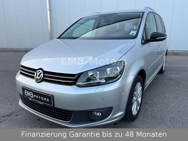 Gebraucht VW Touran Style 140 PS (102 kW) 2011 Silber Van / Kleinbus