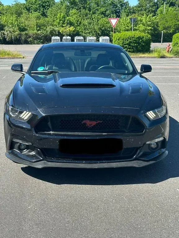 Gebraucht Ford Mustang GT 441 PS (324 kW) 2017 Schwarz