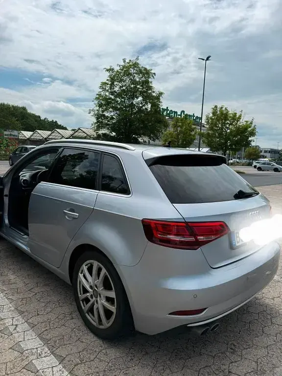 Gebraucht Audi A3 Sport 184 PS (135 kW) 2019 Silber Limousine