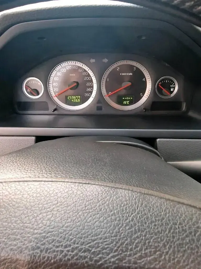 Używany Volvo XC90 200 KM (147 kW) 2011 Czarny SUV