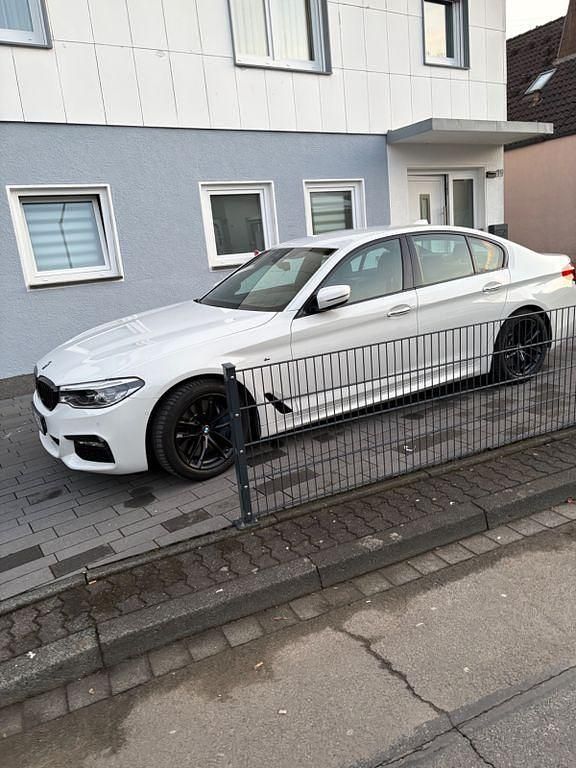Gebraucht BMW 540 Performance 320 PS (235 kW) 2018 Weiß Limousine