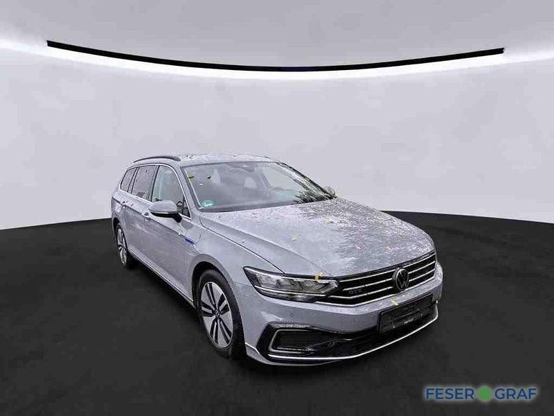 Gebraucht VW Passat GTE 218 PS (160 kW) 2022 Mondsteingrau Kombi