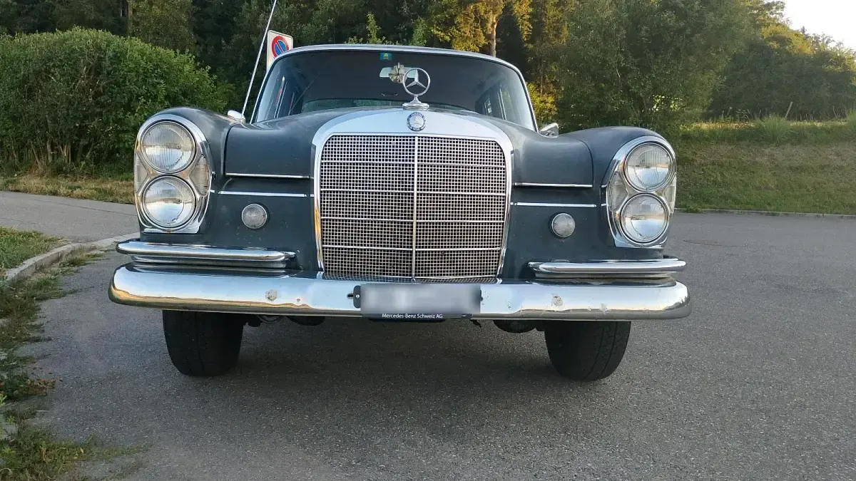 Gebraucht Mercedes 220 110 PS (80 kW) 1963 Grau Limousine