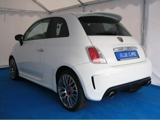Gebraucht Fiat 500 Abarth 135 PS (99 kW) 2009 Weiß Kleinwagen