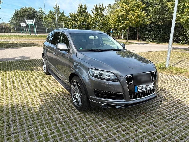 Silber Gebraucht 2009 Audi Q7 S-Line SUV | 14.000 € (Fairer Preis) - Bild 1/4