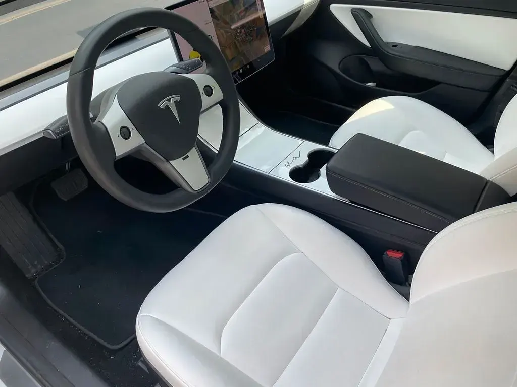 Gebraucht Tesla Model 3 Long Range AWD 253 kW (345 PS) 2019 Weiß Limousine