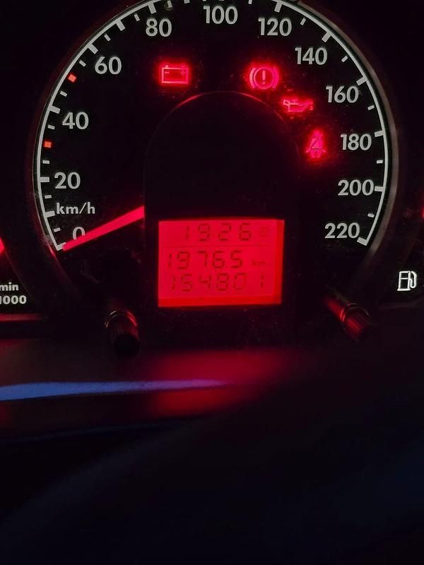 Gebraucht VW Fox 60 PS (44 kW) 2011 Blau Kleinwagen