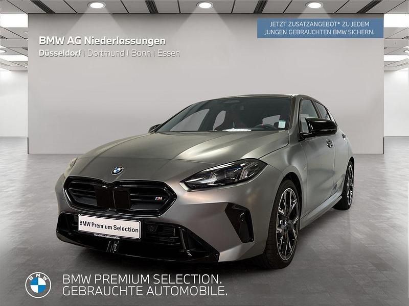 Grau Gebraucht 2024 BMW M135 Shadowline Kleinwagen | 49.399 € - Bild 1/2