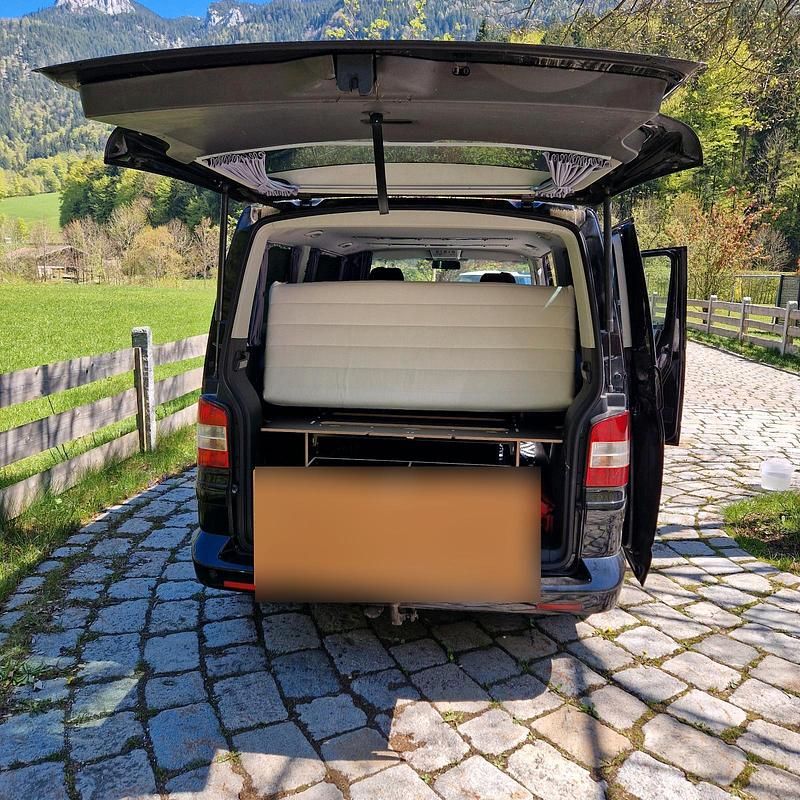 Second-hand VW T5 174 CP (127 kW) 2007 Negru Van