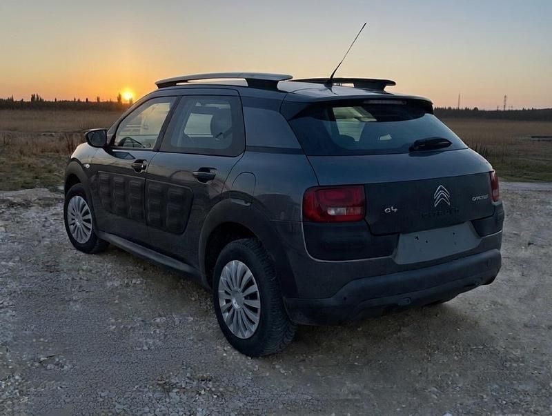 Gebraucht Citroën C4 Feel 110 PS (80 kW) 2017 Grau Kleinwagen