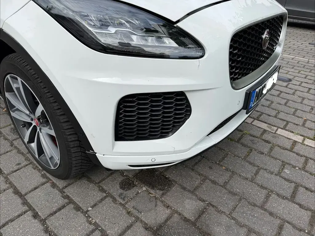 Gebraucht Jaguar E-Pace R-Dynamic 249 PS (183 kW) 2018 Weiß SUV