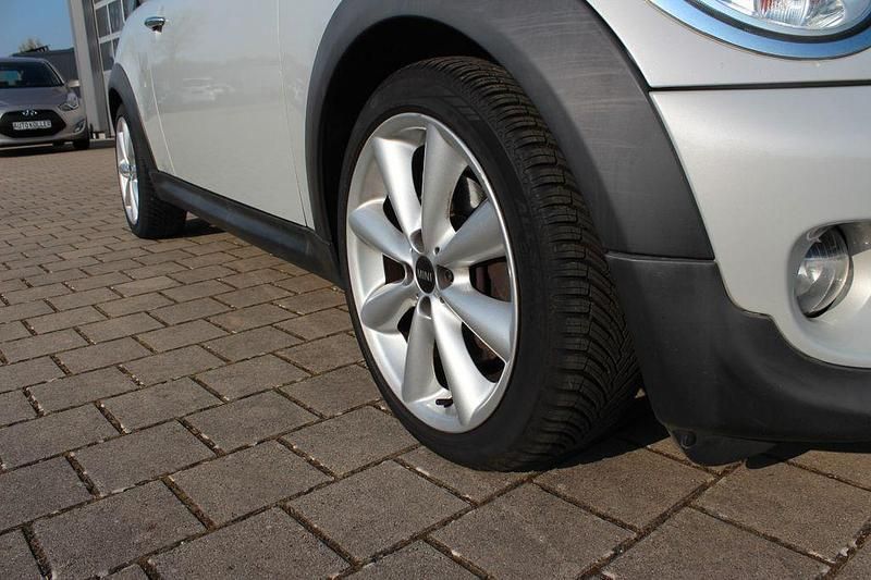 Usata Mini Cooper S Cabriolet 184 CV (135 kW) 2012 Argento Cabrio