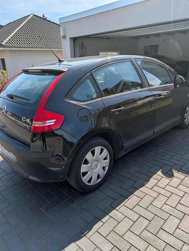 Second-hand Citroën C4 120 CP (88 kW) 2009 Negru Berlinǎ