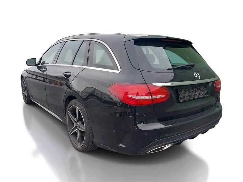 Gebraucht Mercedes C160 AMG 129 PS (94 kW) 2017 Schwarz/baltic black Coupé