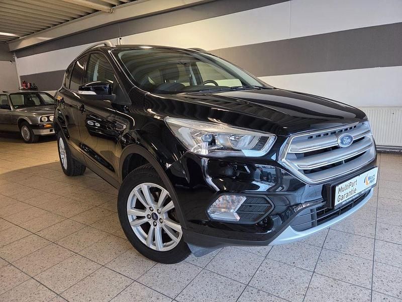 Gebraucht Ford Kuga Cool & Connect 150 PS (110 kW) 2017 Shadow black SUV