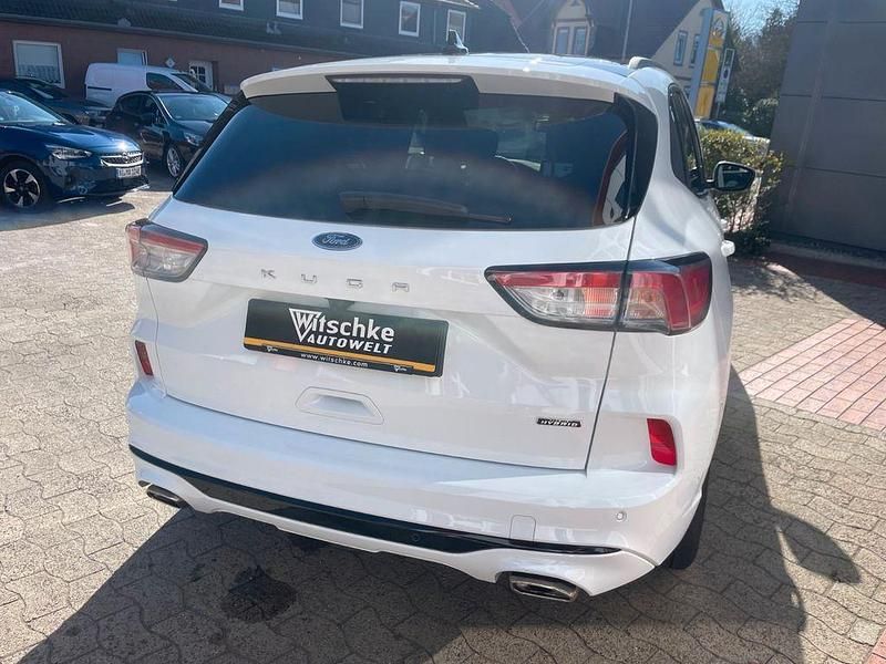 Gebraucht Ford Kuga ST-Line 152 PS (111 kW) 2024 Weiß SUV