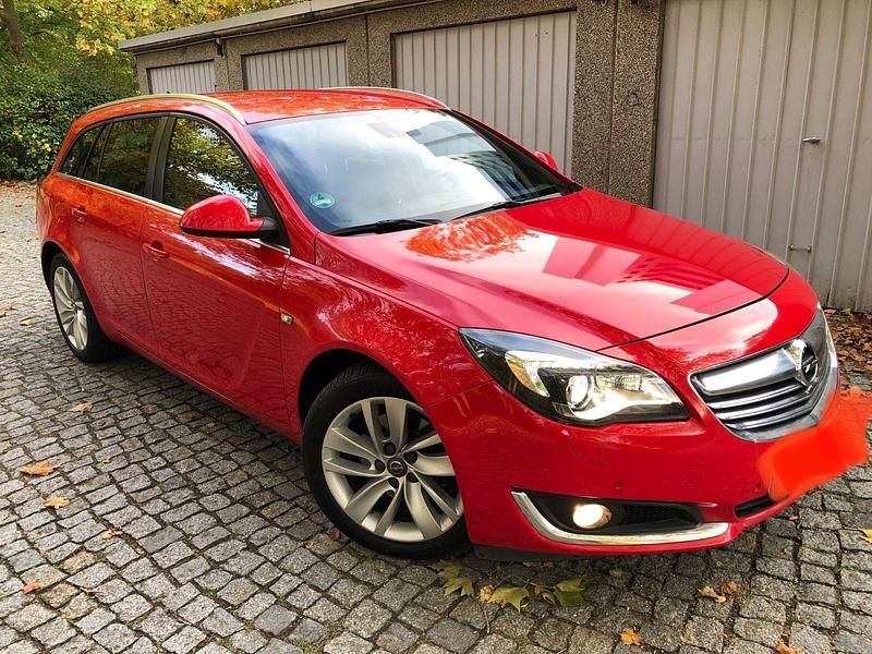Gebraucht Opel Insignia Innovation 163 PS (119 kW) 2013 Rot Kombi