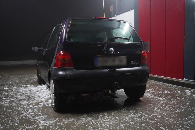 Gebraucht Renault Twingo 75 PS (55 kW) 2004 Violet Kleinwagen