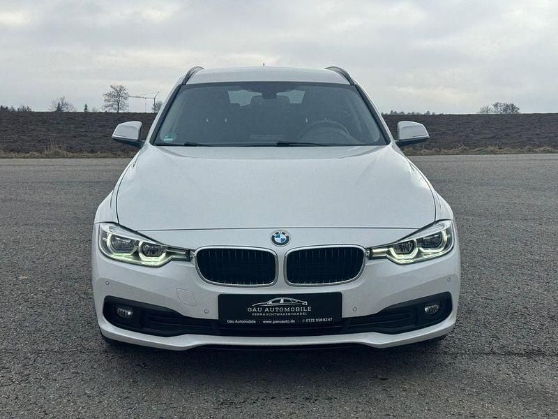 Gebraucht BMW 320 Advantage 190 PS (139 kW) 2016 Weiß Kombi