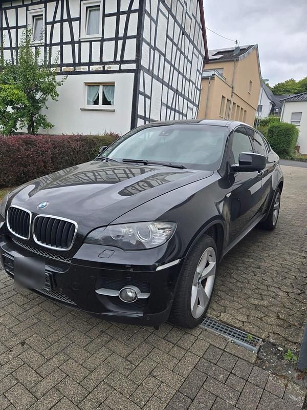 Schwarz Gebraucht 2011 BMW X6 SUV | 11.980 € (Superpreis) - Bild 1/4