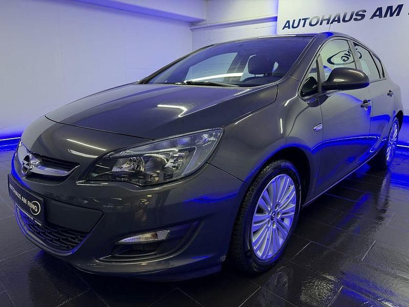 Gebraucht Opel Astra Active 116 PS (85 kW) 2013 Grau Limousine