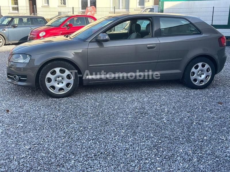 Gebraucht Audi A3 125 PS (91 kW) 2011 Grau Kleinwagen