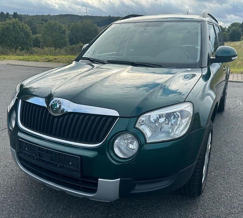 Grün Gebraucht 2011 Skoda Yeti Plus Edition SUV | 7.700 € (Fairer Preis) - Bild 1/4