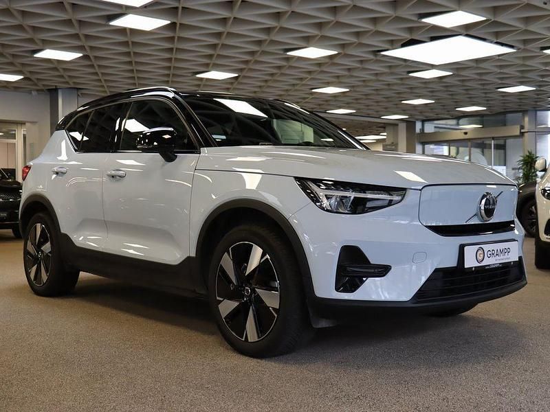 Gebraucht Volvo XC40 Plus 175 kW (238 PS) 2024 Blau SUV