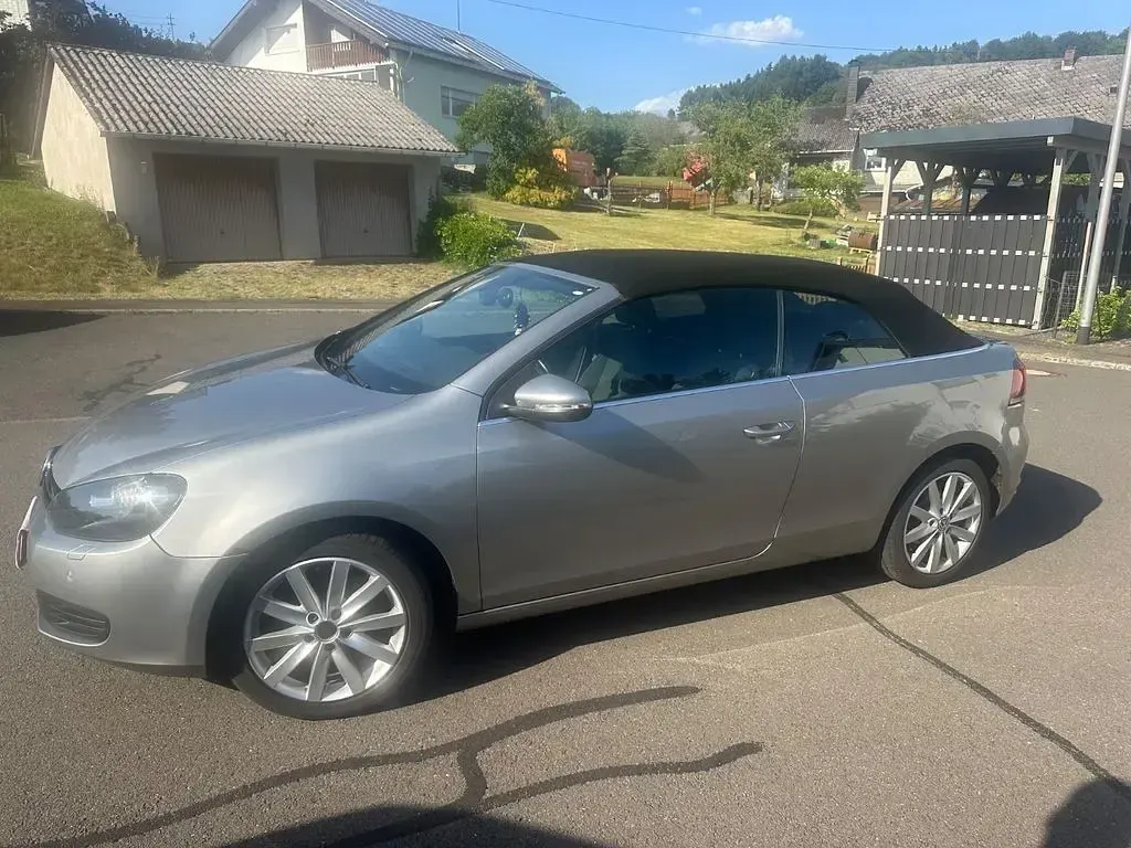 Gebraucht VW Golf Cabriolet 105 PS (77 kW) 2013 Silber Cabrio