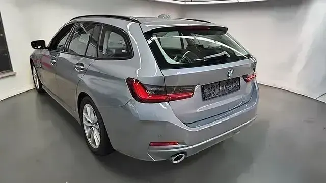 Gebraucht BMW 320 Shadowline 190 PS (139 kW) 2023 Grau Kombi
