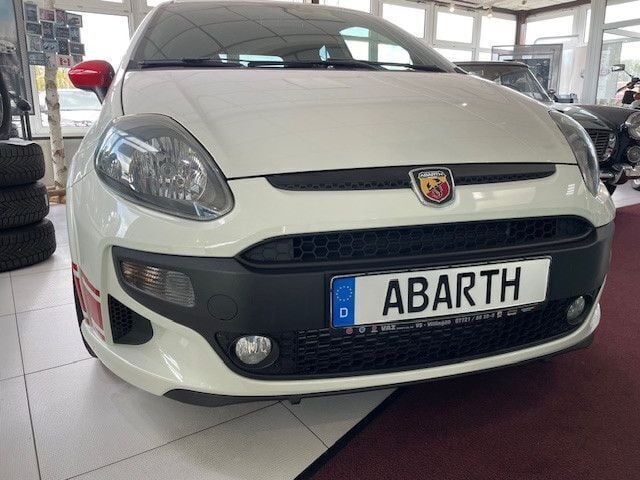 Gebraucht Abarth Punto Evo 163 PS (119 kW) 2012 Weiß Kleinwagen
