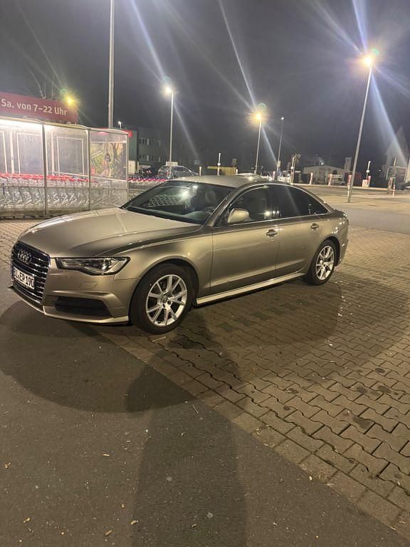 Gebraucht Audi A6 Ambiente 190 PS (139 kW) 2017 Beige Limousine