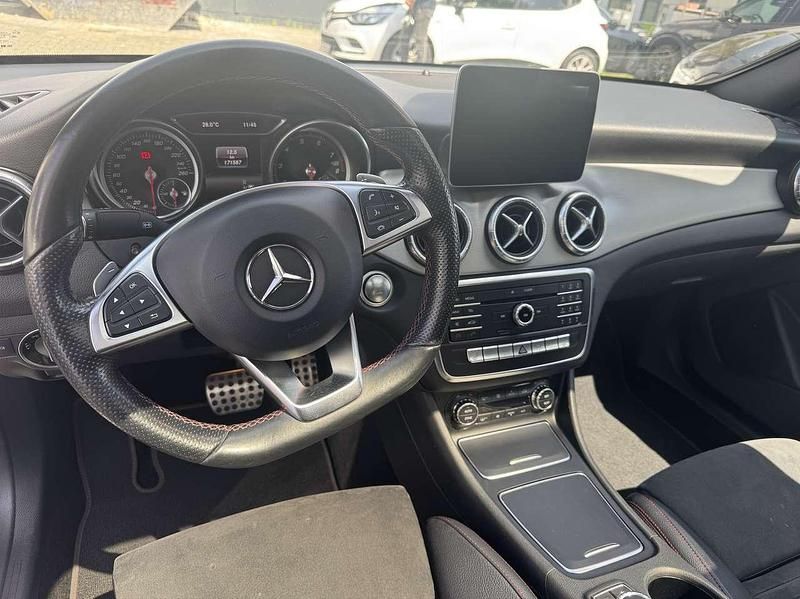 Gebraucht Mercedes CLA250 AMG line 218 PS (160 kW) 2018 Limousine