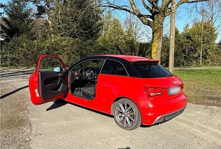 Second-hand Audi A1 Attraction 86 CP (63 kW) 2013 Roșu Hatchback