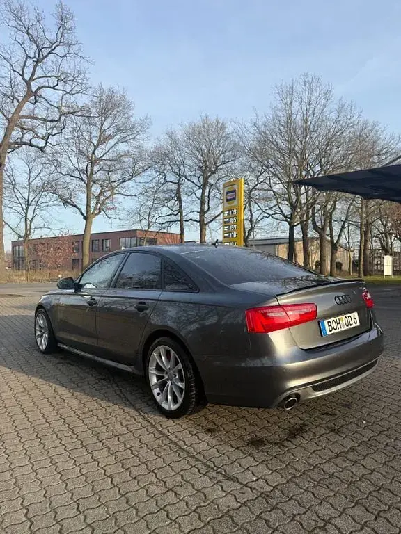 Gebraucht Audi A6 Comfort 313 PS (230 kW) 2014 Grau Limousine
