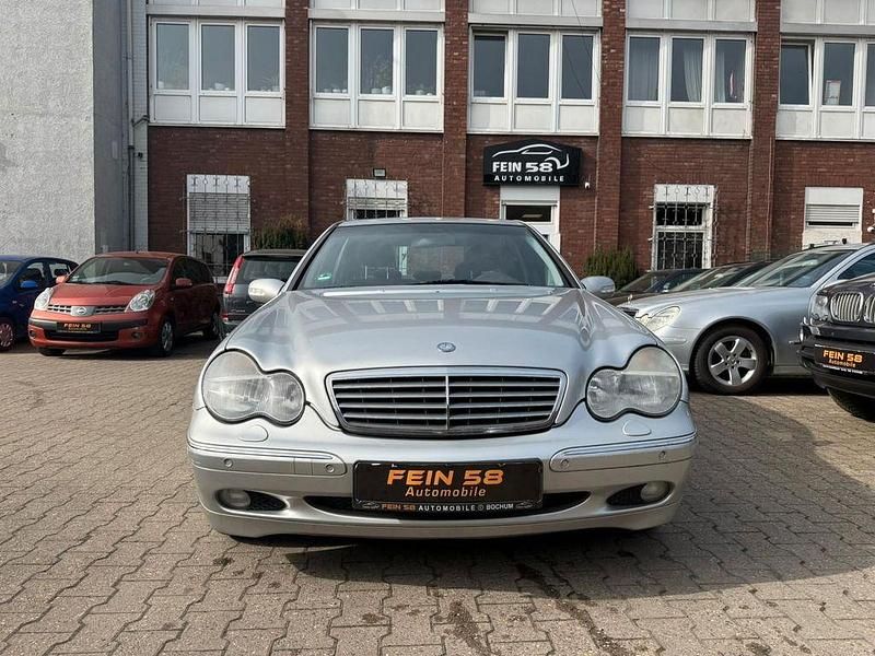 Gebraucht Mercedes C180 Elegance 129 PS (94 kW) 2001 Silber Limousine