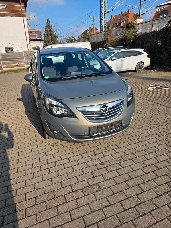 Braun Gebraucht 2010 Opel Meriva Van / Kleinbus | 2.500 € (Superpreis) - Bild 1/4