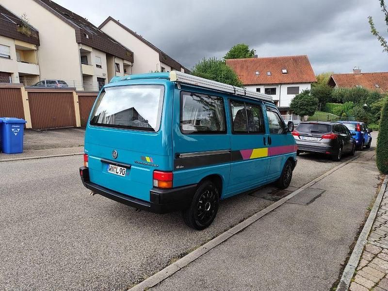 Usado VW Multivan 84 HP (61 kW) 1995 Verde Monovolume