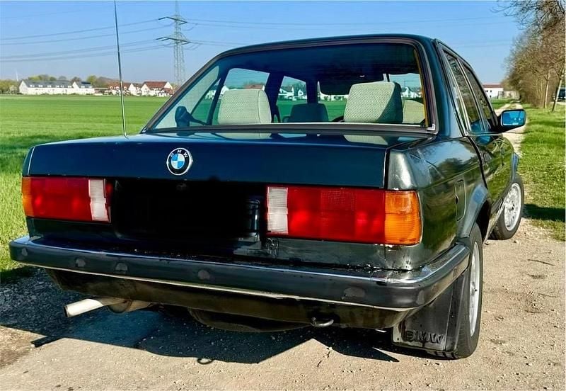 Second-hand BMW 318 1985 Verde Berlinǎ