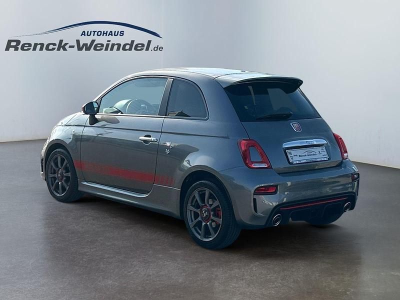 Usado Abarth 595 145 HP (106 kW) 2018 Cinzento Citadino