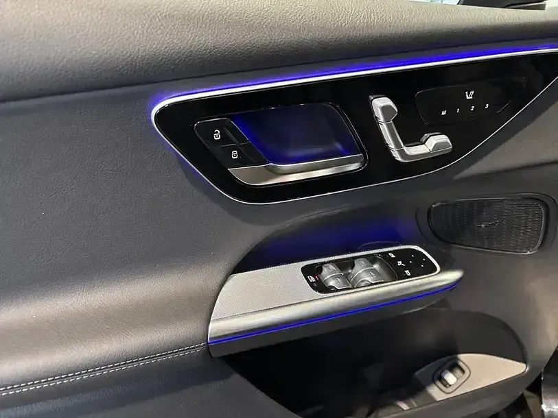 Gebraucht Mercedes GLC200 Avantgarde 163 PS (119 kW) 2026 Schwarz SUV