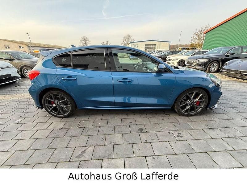 Gebraucht Ford Focus ST 280 PS (205 kW) 2020 Blau Limousine